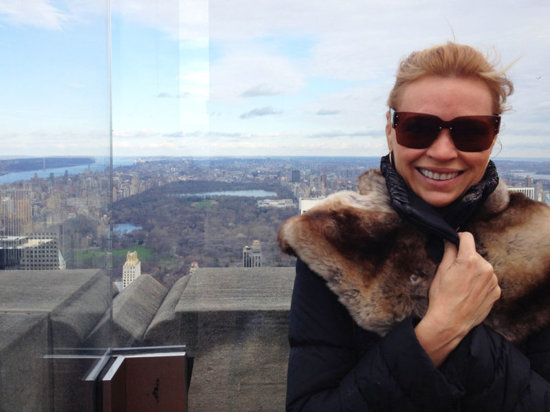 Sonia poses for the mandatory Empire State Building classic shot.