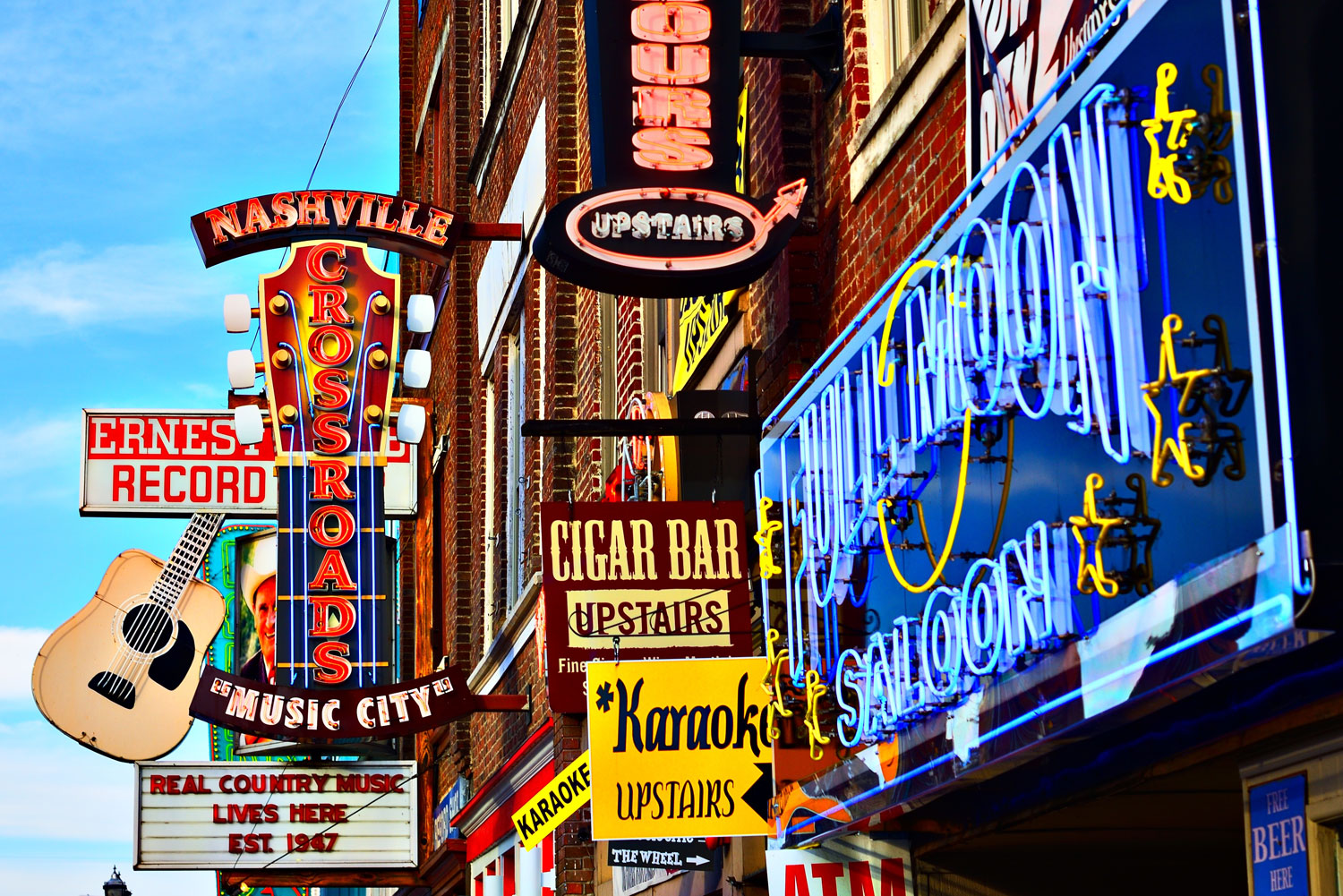 best places to eat east nashville tn