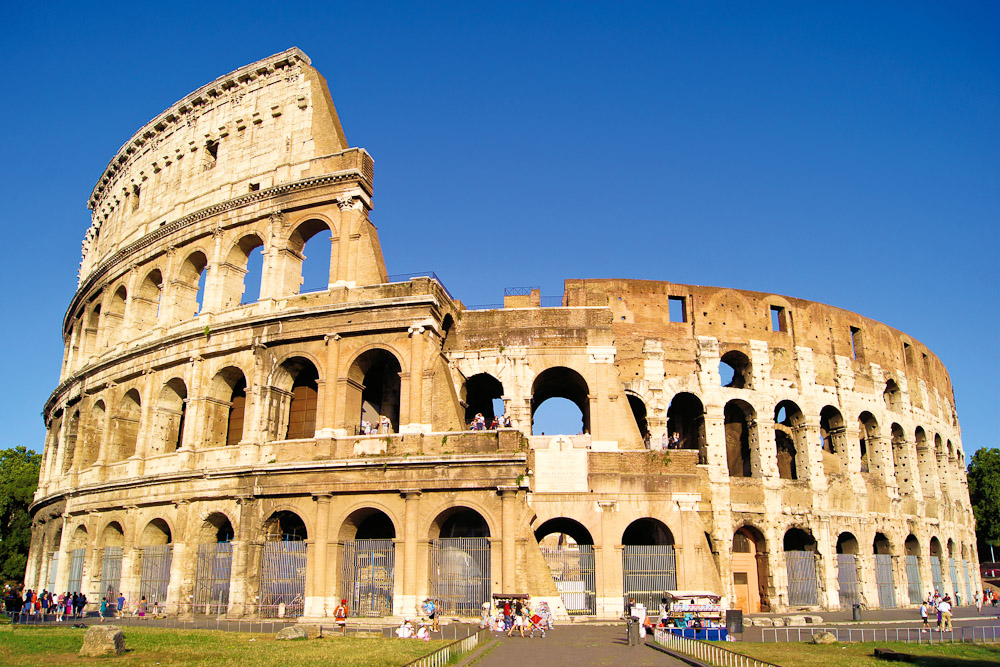 roman coliseum gladiators