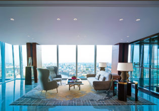 Sweeping views from the understated lobby of the Shangri La Hotel in London