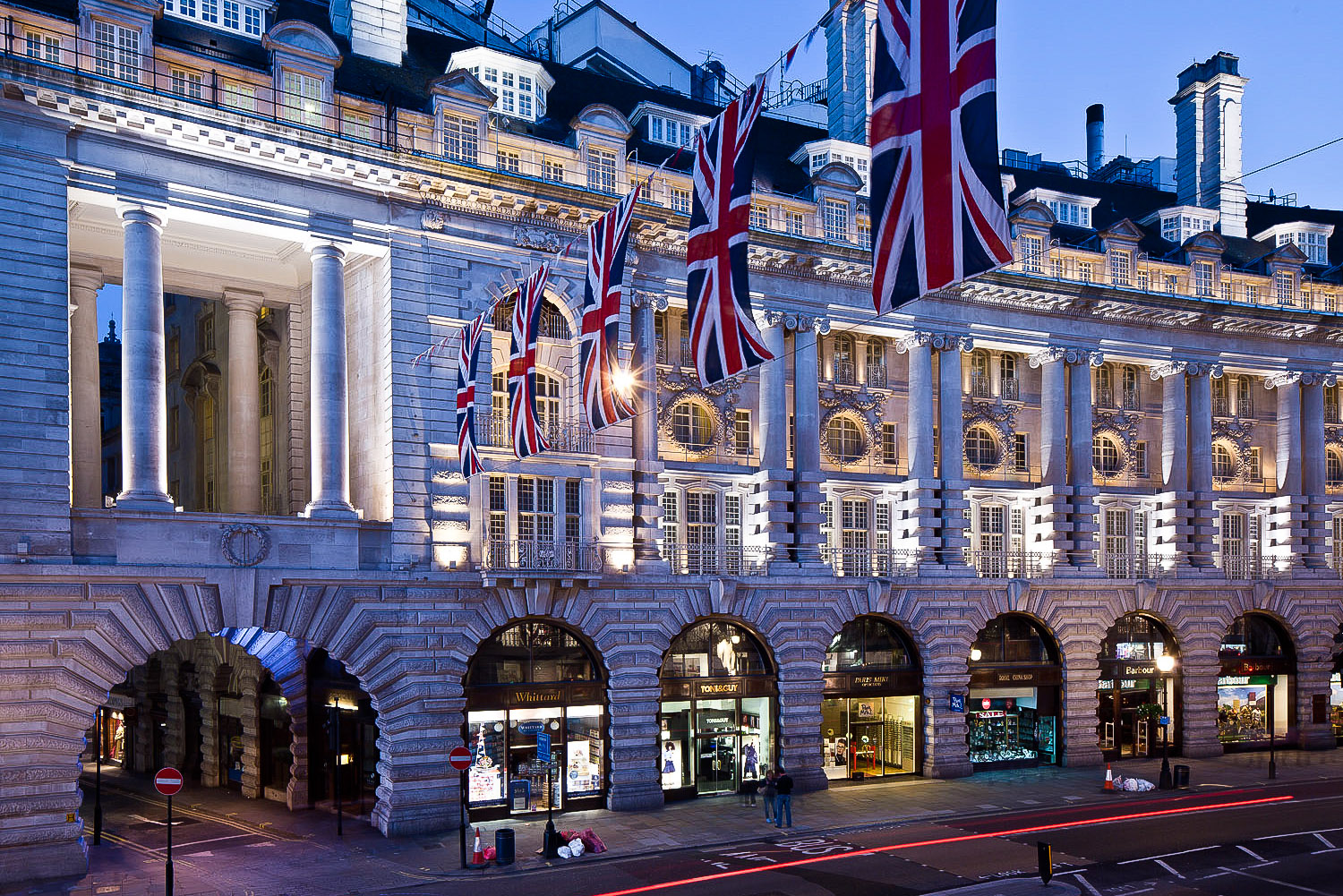 Англо по фото. Hotel Café Royal, Лондон. Кафе Royal London. Роял стрит Лондон. Ресторан Royal в Лондоне.