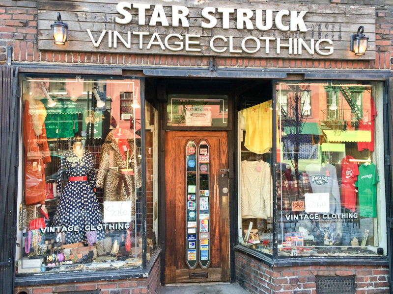 Vintage retro outlet shops