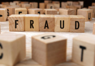 How to avoid a travel scam