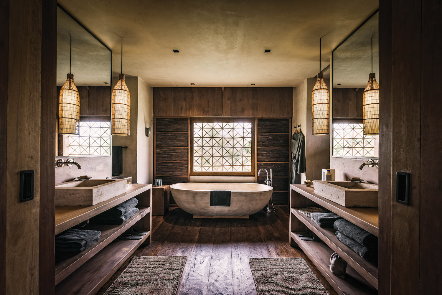 Phum Baitang hotel's guest bathrooms.