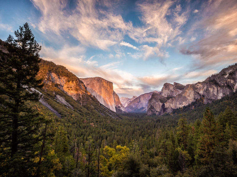 Yosemite National Park Valley from Tunnel View