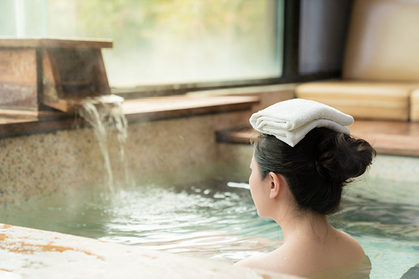 Japanese onsen etiquette