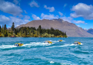 KJet speed boat transfers from Queenstown Airport.