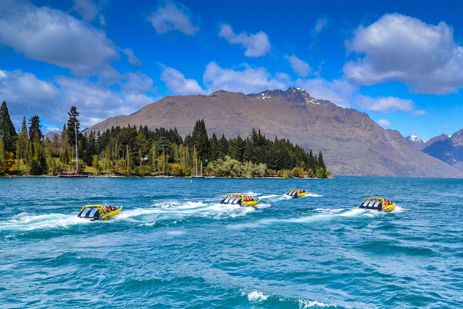 KJet speed boat transfers from Queenstown Airport.