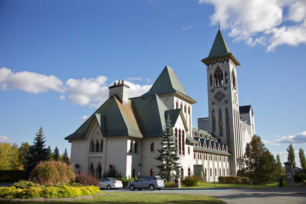Saint Benedict Abbey canada eastern townships Québec