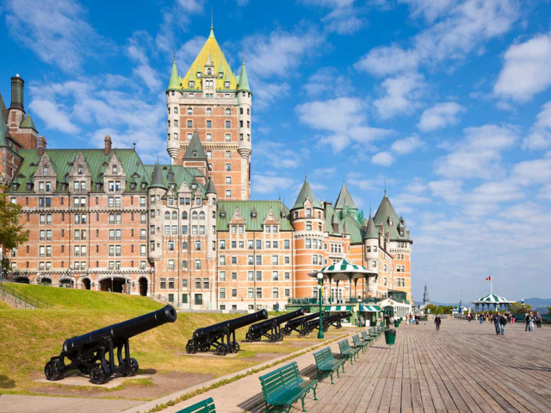 Canada attractions Quebec city Terrasse Dufferin Chateau Frontenac lawrence river