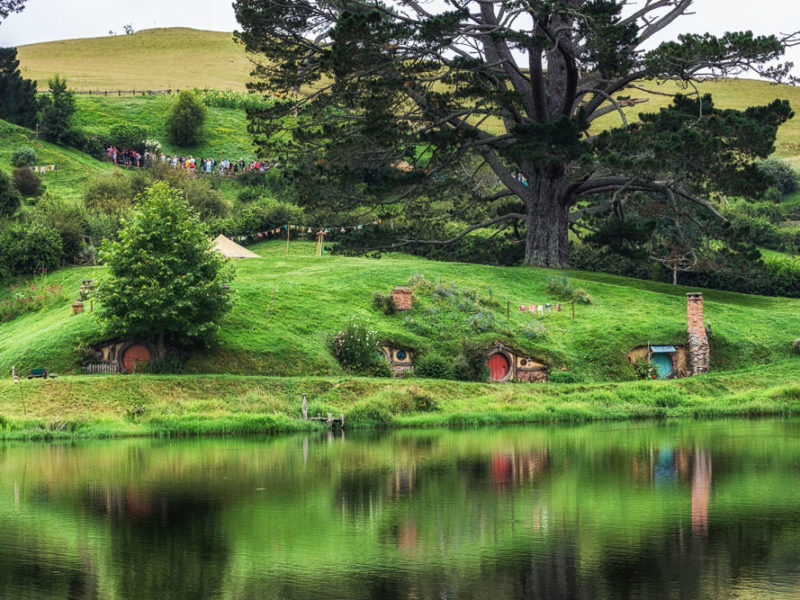 Hobbiton movie set New Zealand