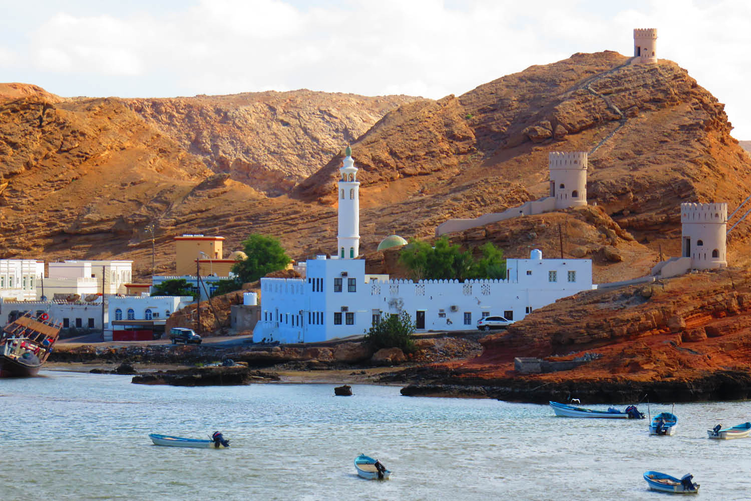 Oman's otherworldly beauty - International Traveller