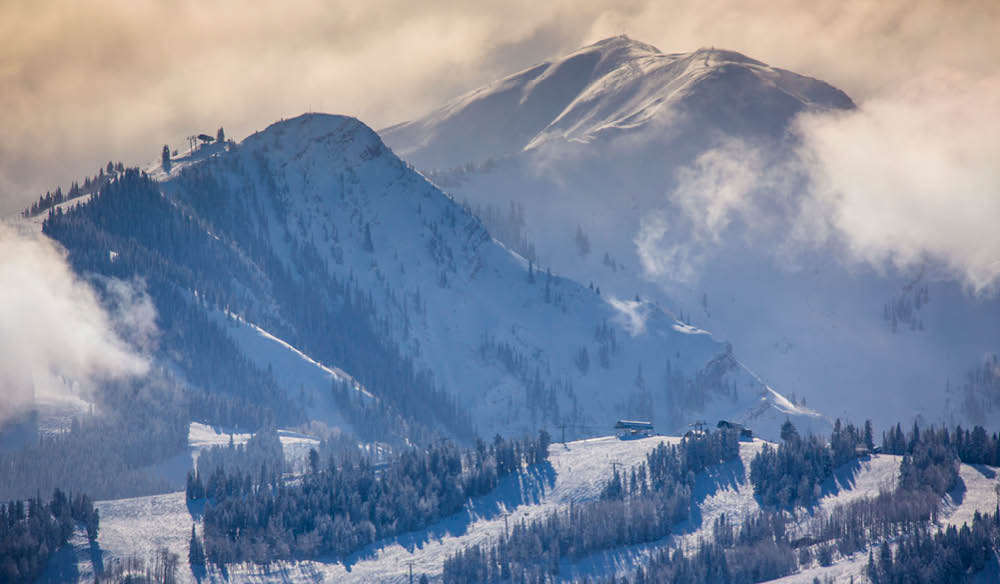 Ski skiing Aspen Colorado snowboarding Snowmass