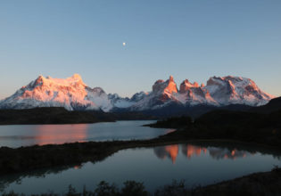 visit Patagonia Chile Torres del Paine explora hiking