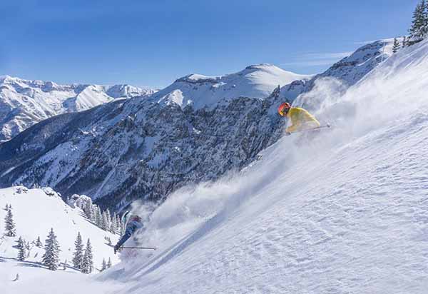 Skiiing Colorado