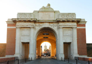 Menin Gate memorial to the missing soldiers of World War I in Ypres, Flanders Fields, Belgium