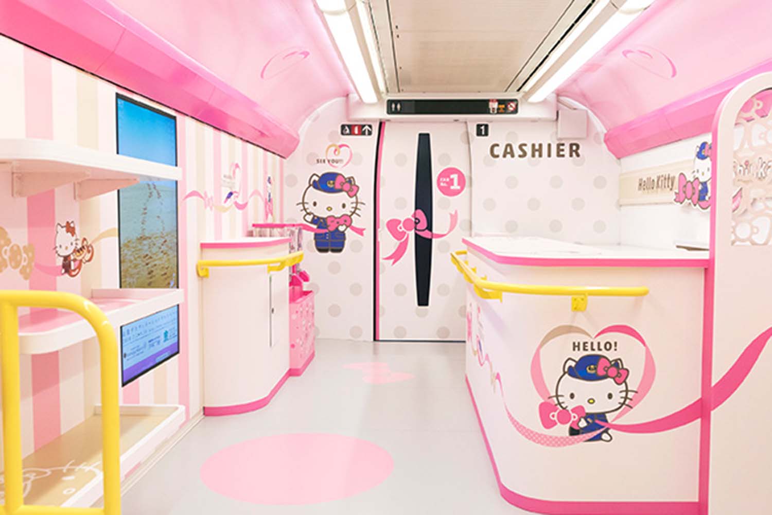 Hello Kitty Train2 