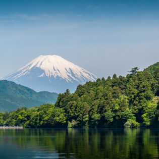 Lake Ashi and Mount Fuji from Moto-Hakone in Japan