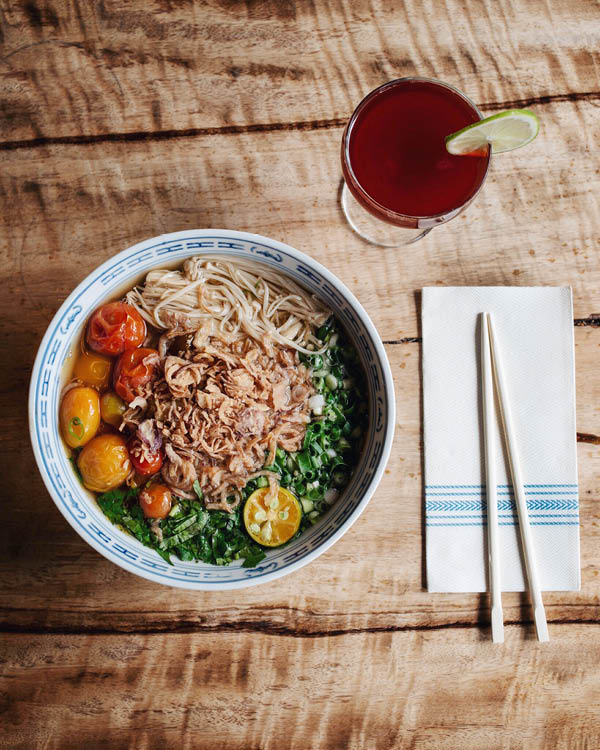 piggy-smalls-lunch-hawaii-foodie-guide