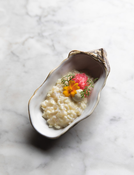 Pearl Oyster, Bikini restaurant and bar