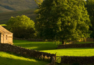 England Travel Guide