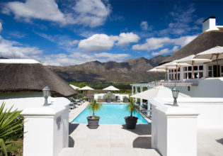 Mont Rochelle outdoor pool