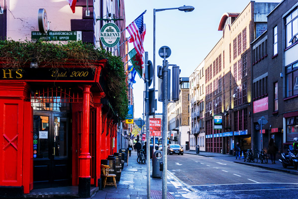 Irish pub in Dublin.
