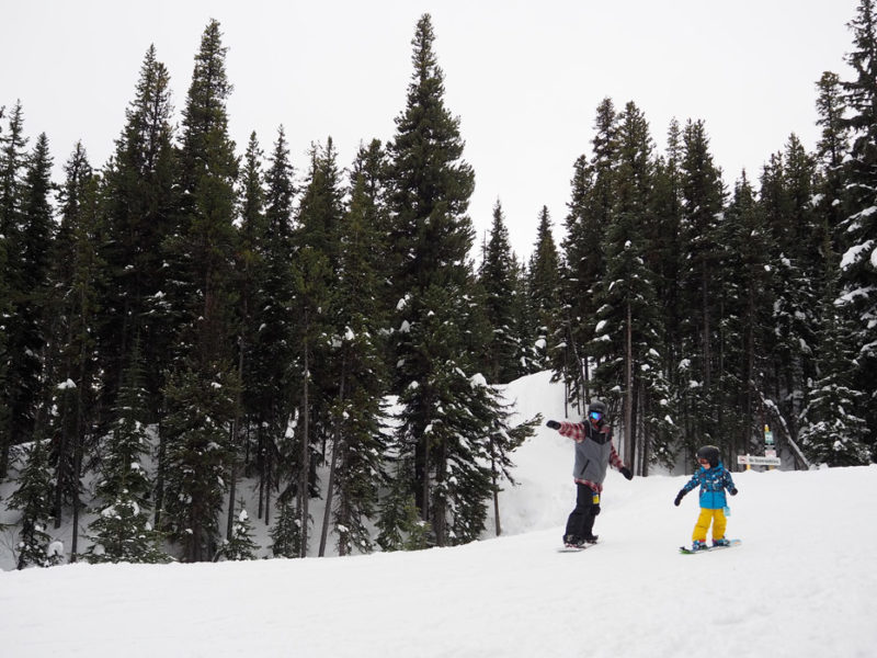 Tips for Skiing with kids for the first time