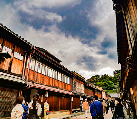 Higashi-Chaya-District, Japan