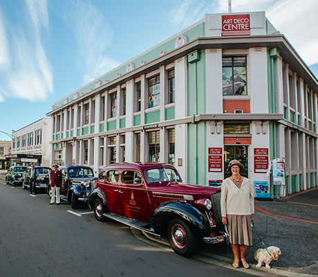 Art Deco Trust Vintage Car Tours, New Zealand