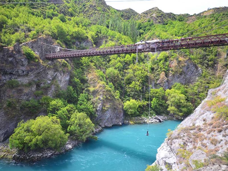 Kawarau River was the world's first commercial bungee site