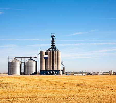 Modern grain elevator, prairies Saskatchewan, Canada
