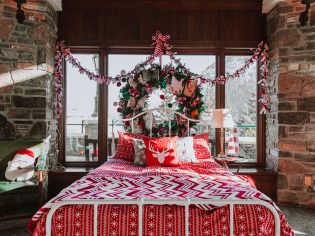 Banff Springs Christmas Room