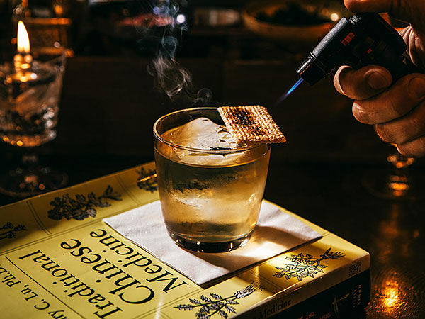 Keefer bar, Chinatown, Vancouver