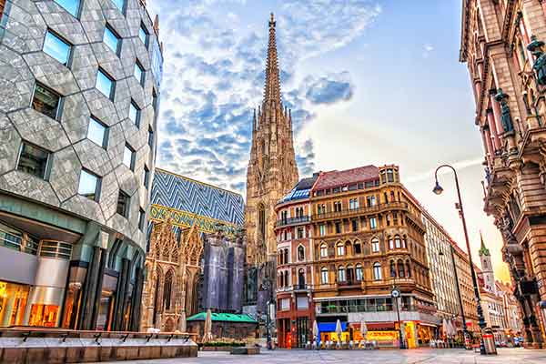 Stephansplatz, St. Stephen's Cathedral, Vienna