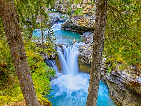 Waterfall Johnston Canyon, Bow Valley Parkway, Banff National Park, Alberta, Canada
