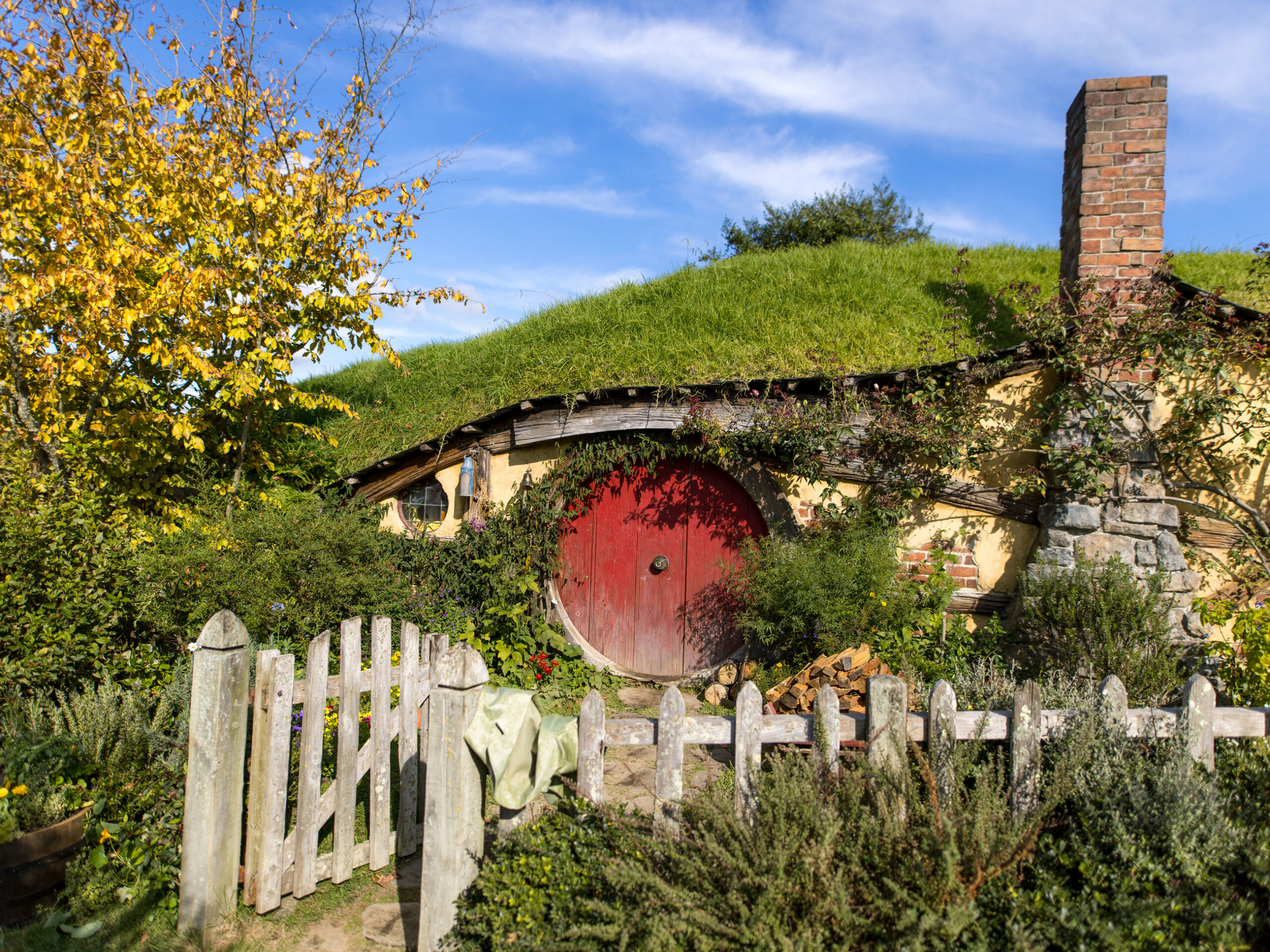 Hobbiton movie set in New Zealand