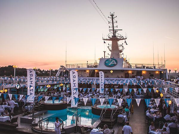 White party setup, Azamara Club Cruises