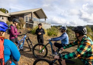 Biking, Timber Trail Lodge, Ruapehu, New Zealand