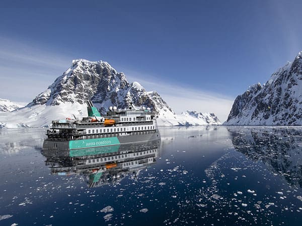 Sylvia Earle Render, Antarctica