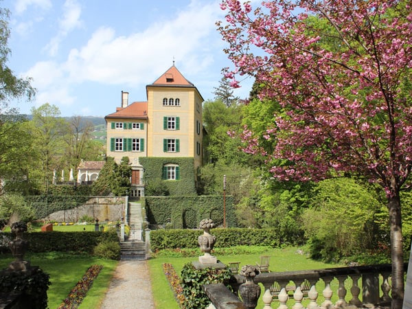 Schloss-Schauenstein_hotel-and-restaurant-of-Swiss-Chef-Andreas-Caminada