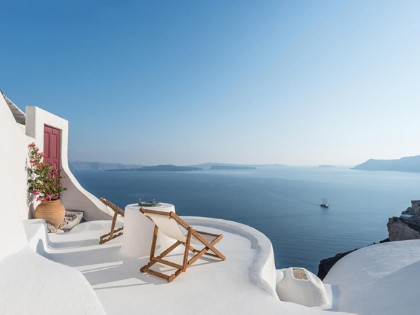 The Sculptor's House in Cycladia resort, located in Santorini, Greece
