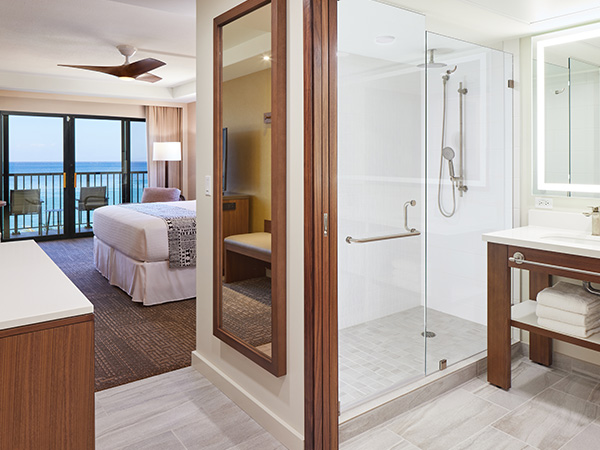 Kaanapali Beach Hotel premium room