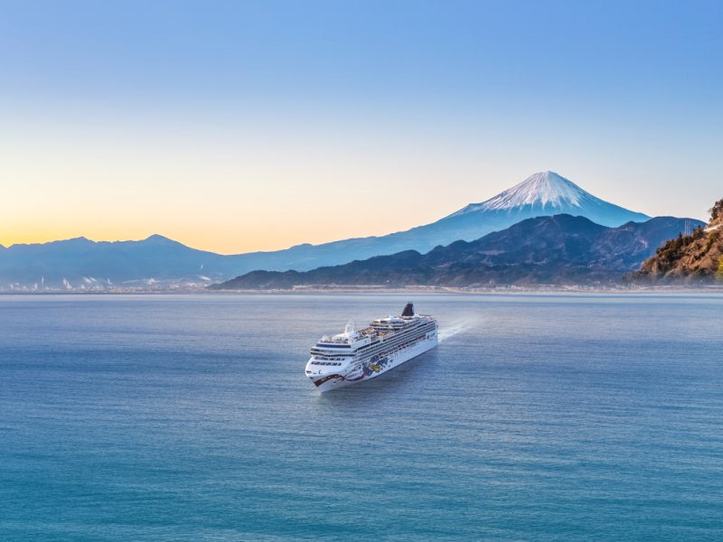 NCL Jewel Mount Fuji