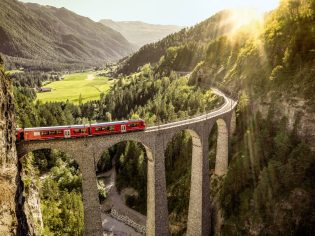 Grand Train Tour of Switzerland, Landwasser Viaduct