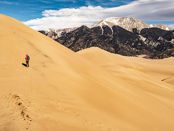 hiking in Sand Dunes National Park, colorado