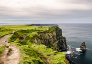 A guide to visiting Ireland’s Cliffs of Moher