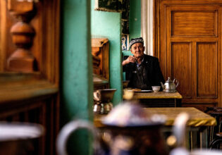 Kashgar bazaar, man in cafe, travel in china