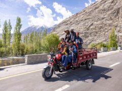 locals greeting the group on the way to the Hushe Valley