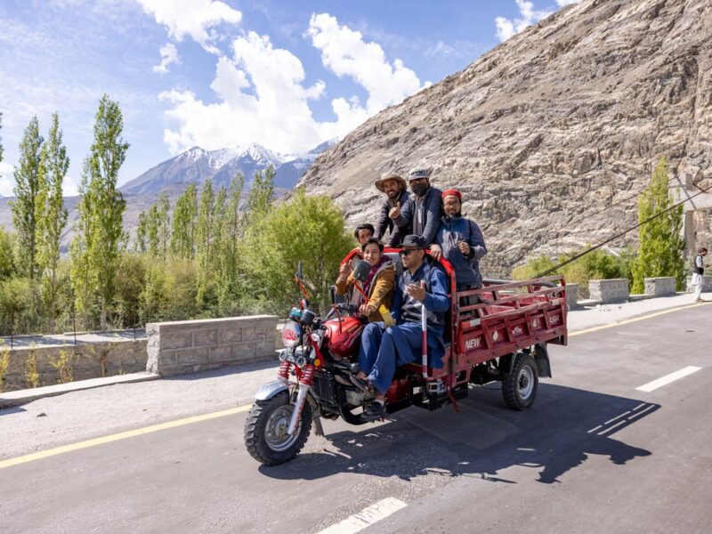 locals greeting the group on the way to the Hushe Valley